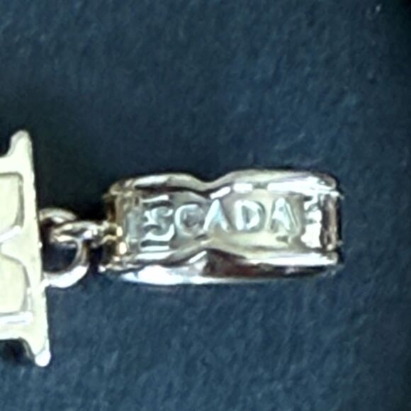 ESCADA cross pendant - Picture 4 of 5